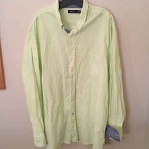 4 for $15 🛍️ Men’s Nautica Shirt
